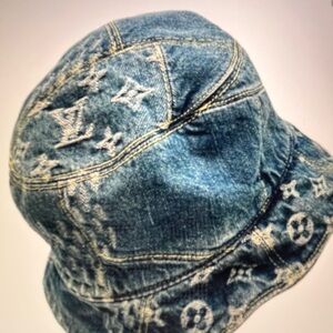 Louis Vuitton Bonnet Damier Giant Wave Monogram Cotton Reversible Bucket Hat